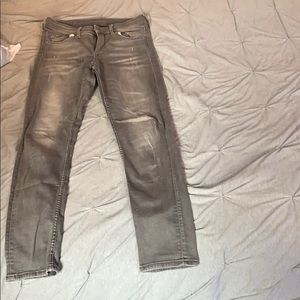 Grey skinny jeans